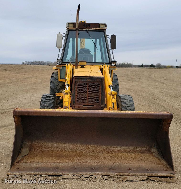 image for item EA2425 1990 JCB 1550 B backhoe