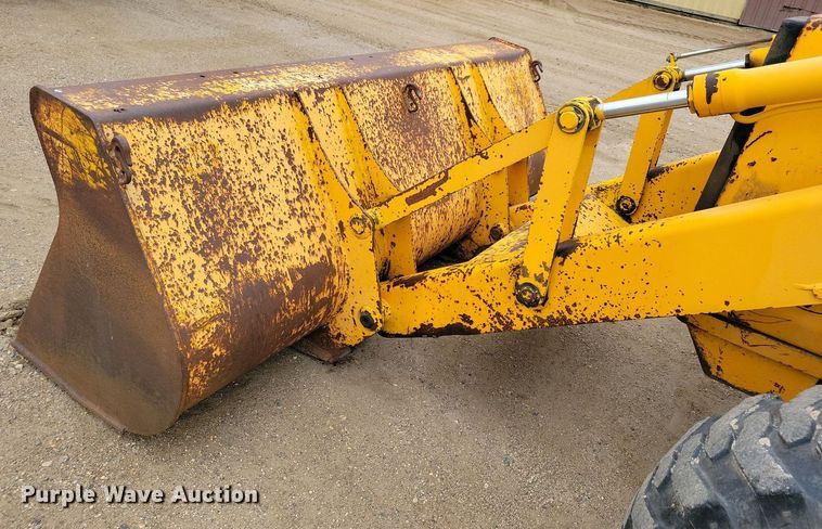 image for item EA2425 1990 JCB 1550 B backhoe