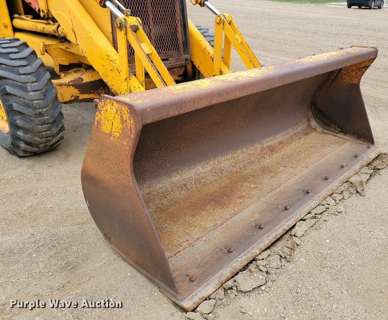 image for item EA2425 1990 JCB 1550 B backhoe