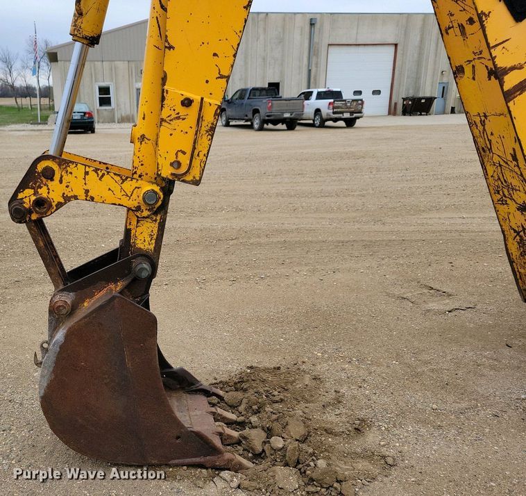 image for item EA2425 1990 JCB 1550 B backhoe