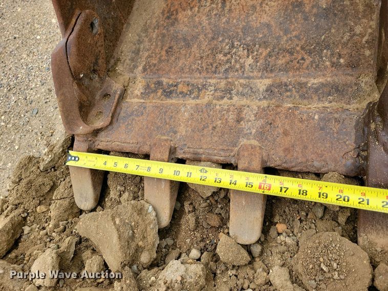 image for item EA2425 1990 JCB 1550 B backhoe