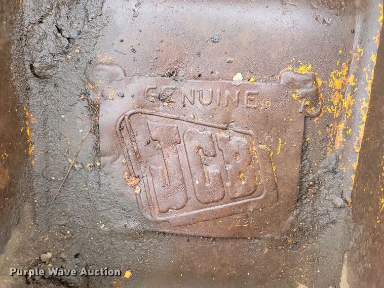 image for item EA2425 1990 JCB 1550 B backhoe