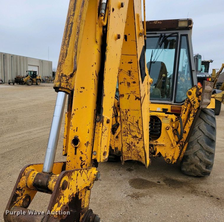 image for item EA2425 1990 JCB 1550 B backhoe
