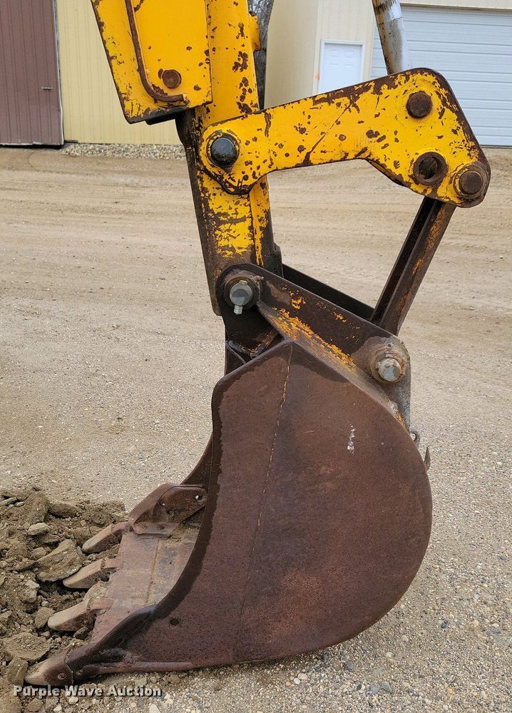 image for item EA2425 1990 JCB 1550 B backhoe