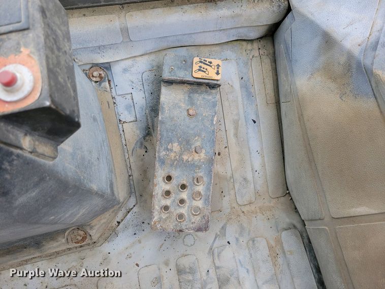 image for item EA2425 1990 JCB 1550 B backhoe