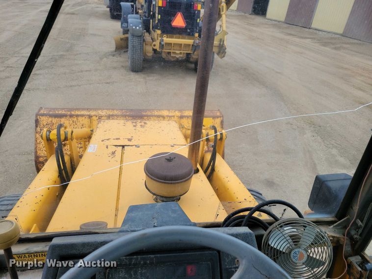 image for item EA2425 1990 JCB 1550 B backhoe