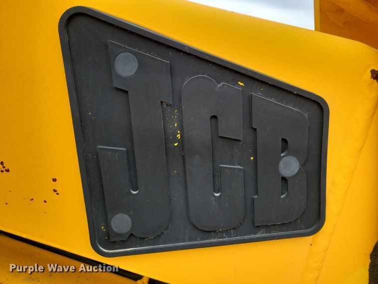 image for item EA2425 1990 JCB 1550 B backhoe