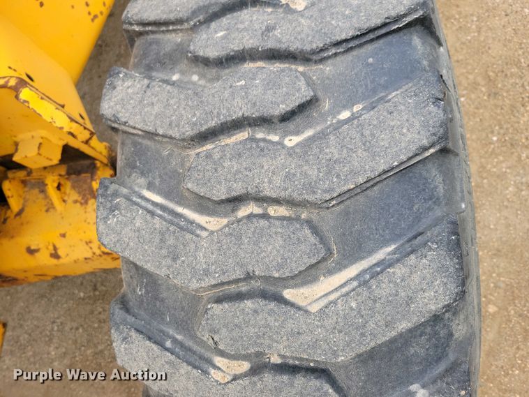 image for item EA2425 1990 JCB 1550 B backhoe