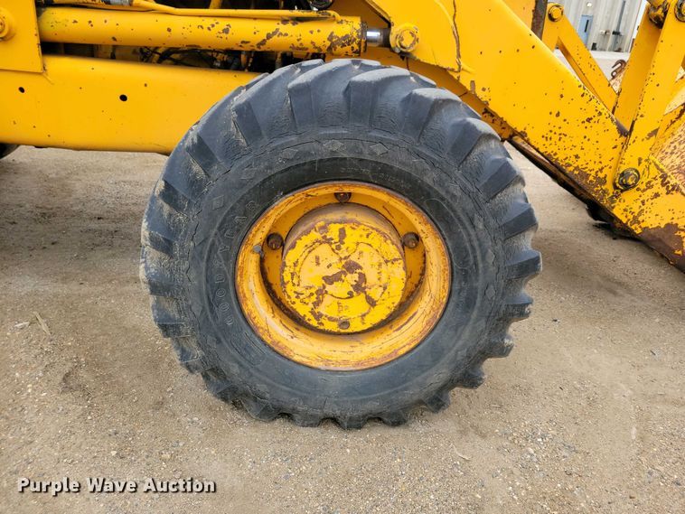 image for item EA2425 1990 JCB 1550 B backhoe