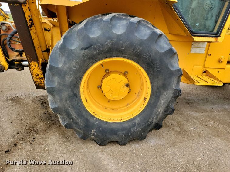 image for item EA2425 1990 JCB 1550 B backhoe