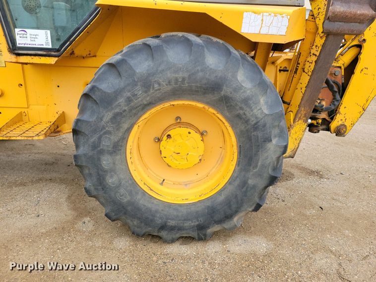 image for item EA2425 1990 JCB 1550 B backhoe