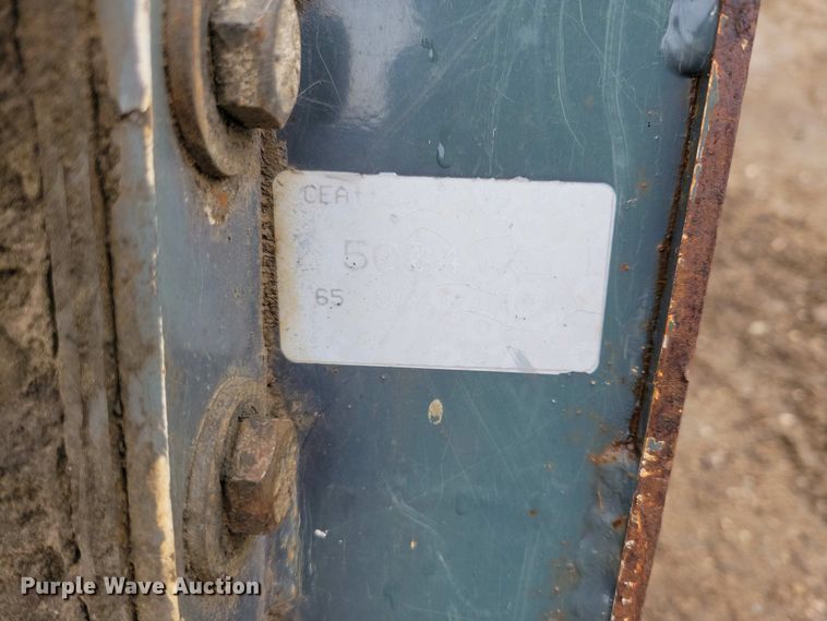 image for item EA2428 65