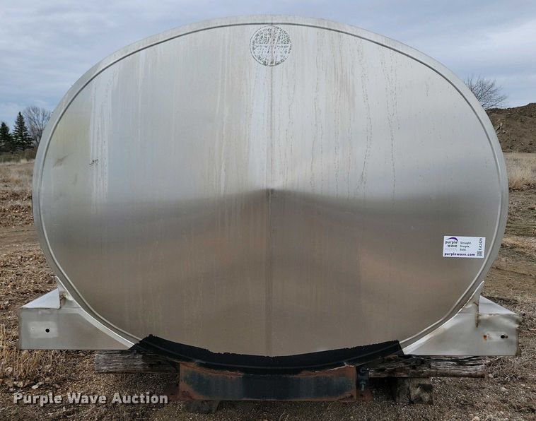 image for item EA2429 Truck tank bed