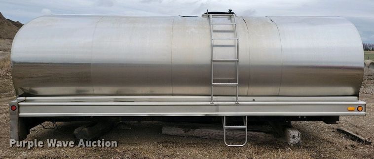 image for item EA2429 Truck tank bed