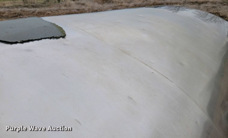 image for item EA2429 Truck tank bed