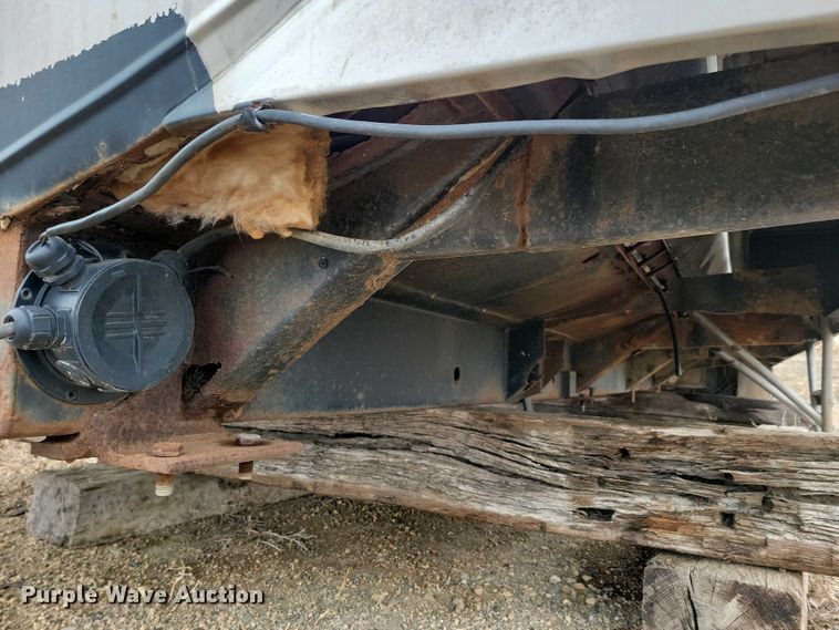 image for item EA2429 Truck tank bed