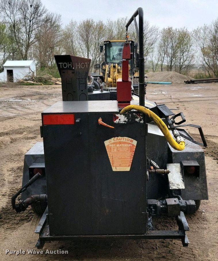 image for item EA2433 1996 Cimline 105D M/A melter applicator