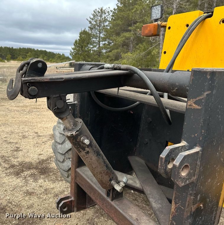 image for item EB2477 1986 John Deere 770BH motor grader