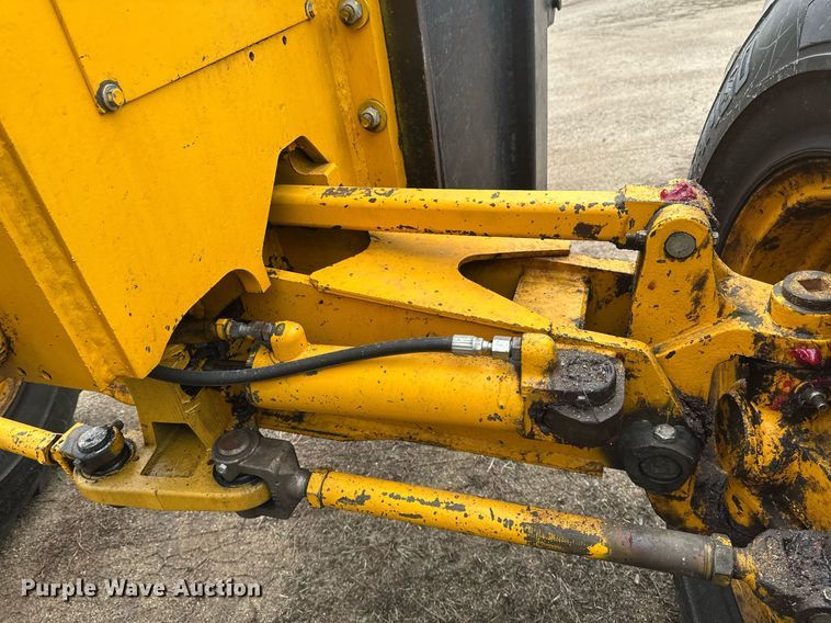 image for item EB2477 1986 John Deere 770BH motor grader