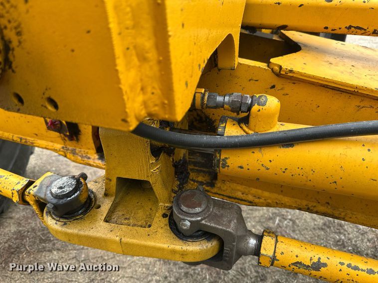 image for item EB2477 1986 John Deere 770BH motor grader