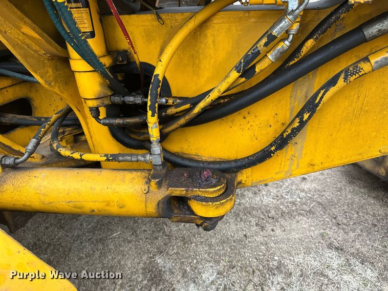 image for item EB2477 1986 John Deere 770BH motor grader