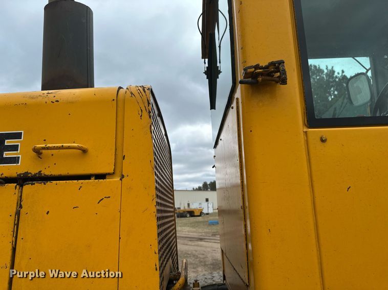 image for item EB2477 1986 John Deere 770BH motor grader