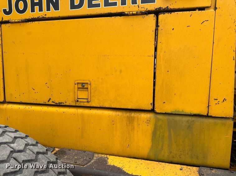 image for item EB2477 1986 John Deere 770BH motor grader