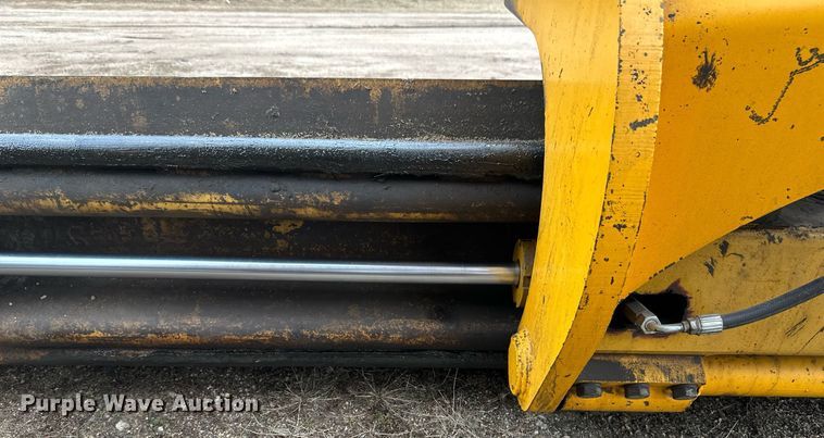 image for item EB2477 1986 John Deere 770BH motor grader