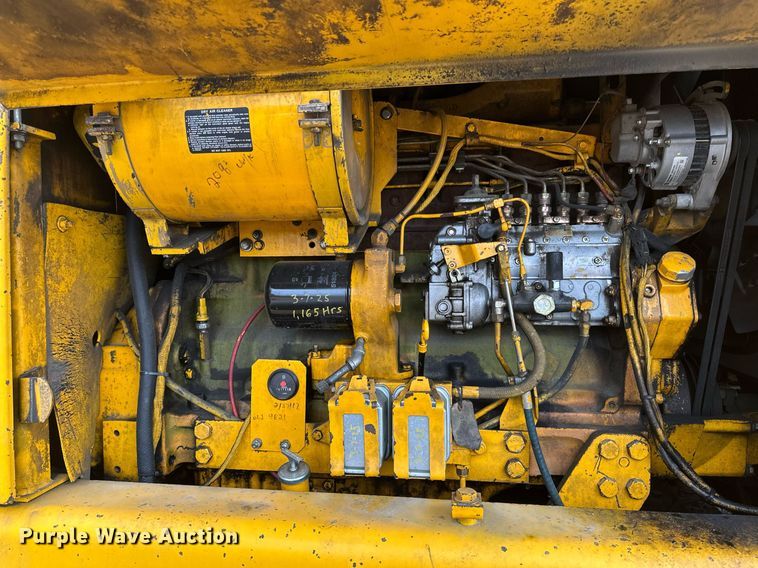 image for item EB2477 1986 John Deere 770BH motor grader