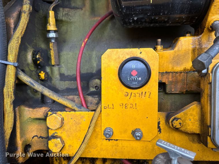 image for item EB2477 1986 John Deere 770BH motor grader