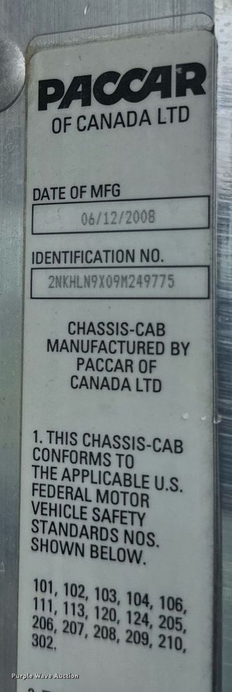 image for item EB2504 2009 Kenworth T370 digger derrick truck