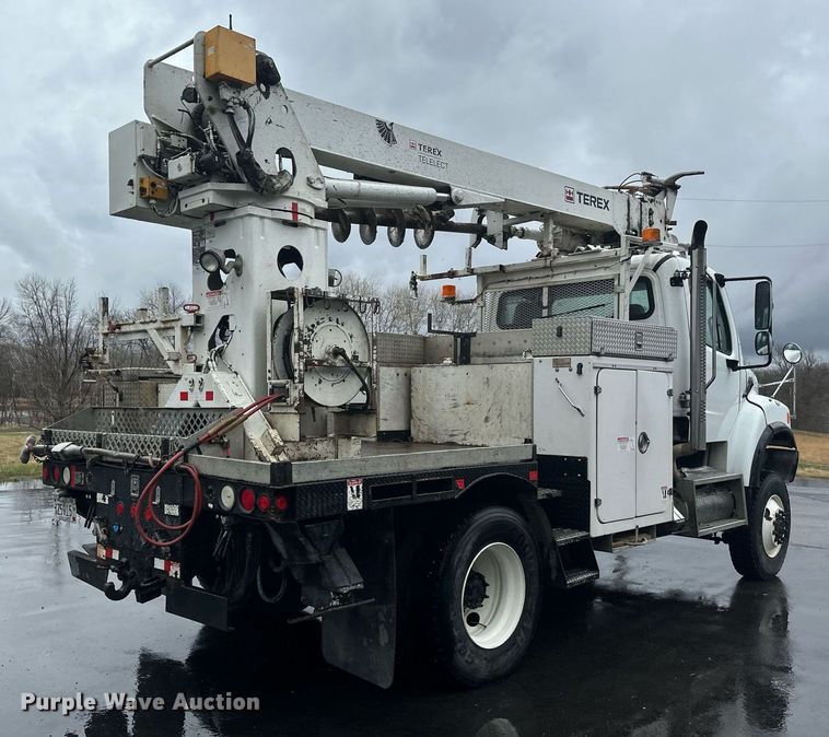 image for item EB2505 2008 Freightliner Business Class M2 digger derrick truck