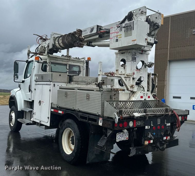 image for item EB2505 2008 Freightliner Business Class M2 digger derrick truck