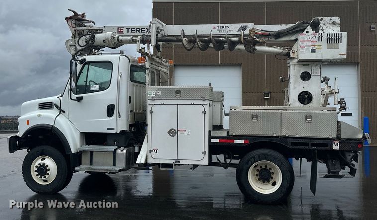 image for item EB2505 2008 Freightliner Business Class M2 digger derrick truck