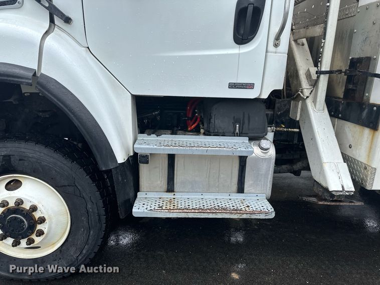 image for item EB2505 2008 Freightliner Business Class M2 digger derrick truck