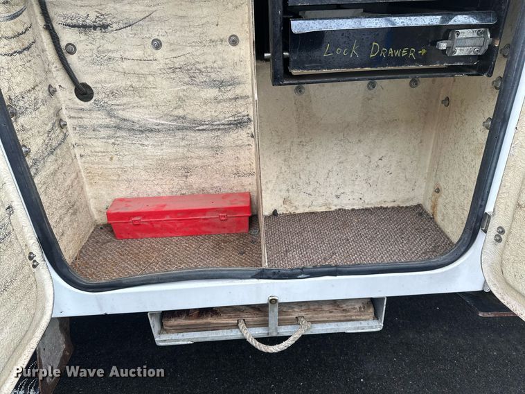 image for item EB2505 2008 Freightliner Business Class M2 digger derrick truck