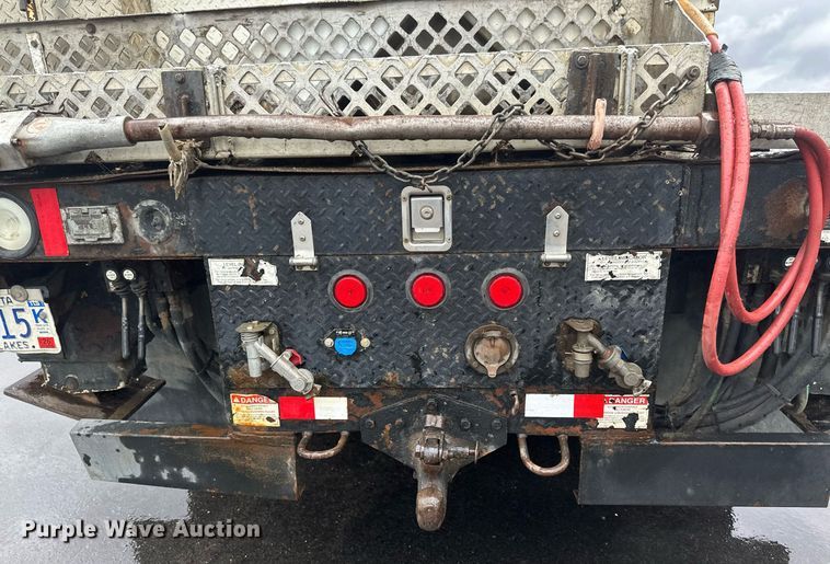 image for item EB2505 2008 Freightliner Business Class M2 digger derrick truck