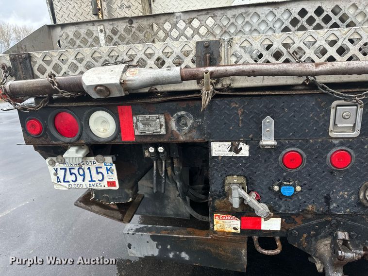 image for item EB2505 2008 Freightliner Business Class M2 digger derrick truck