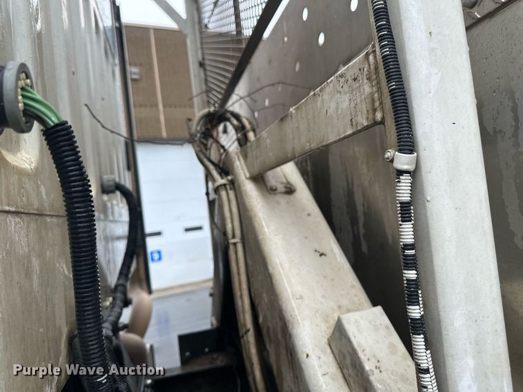 image for item EB2505 2008 Freightliner Business Class M2 digger derrick truck