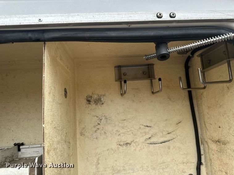 image for item EB2505 2008 Freightliner Business Class M2 digger derrick truck