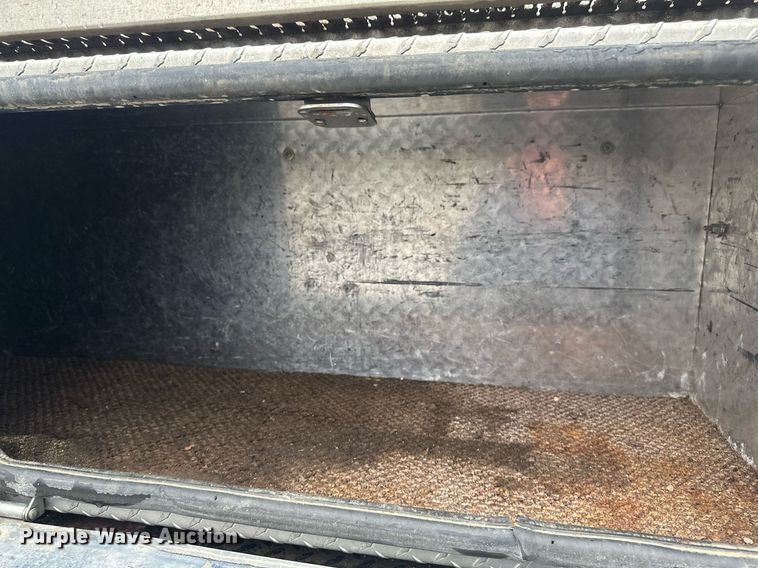 image for item EB2505 2008 Freightliner Business Class M2 digger derrick truck