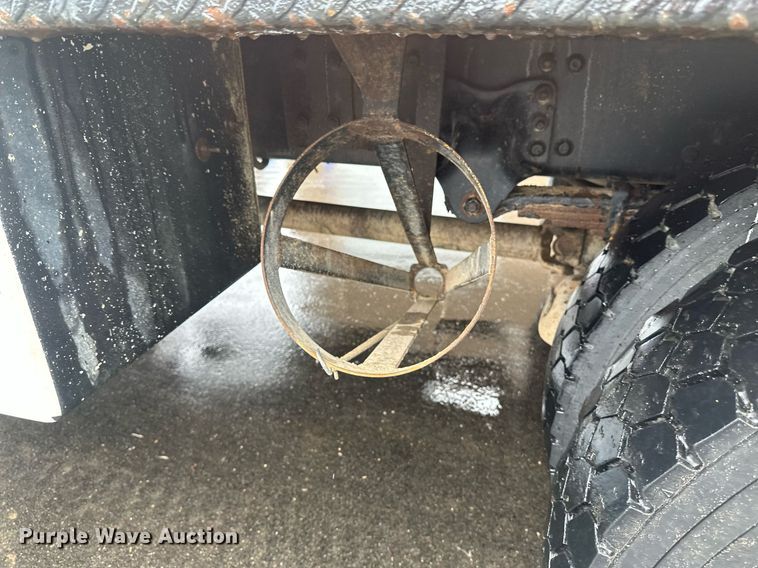 image for item EB2505 2008 Freightliner Business Class M2 digger derrick truck