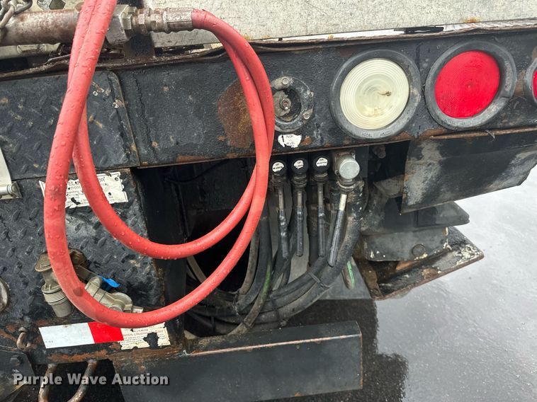 image for item EB2505 2008 Freightliner Business Class M2 digger derrick truck