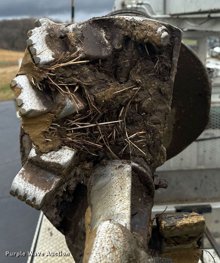 image for item EB2505 2008 Freightliner Business Class M2 digger derrick truck