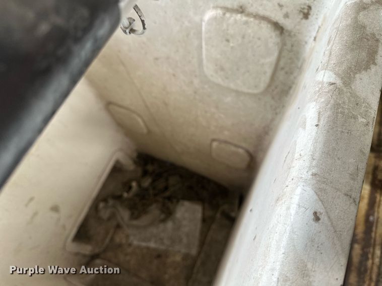 image for item EB2505 2008 Freightliner Business Class M2 digger derrick truck