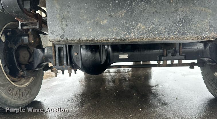 image for item EB2505 2008 Freightliner Business Class M2 digger derrick truck