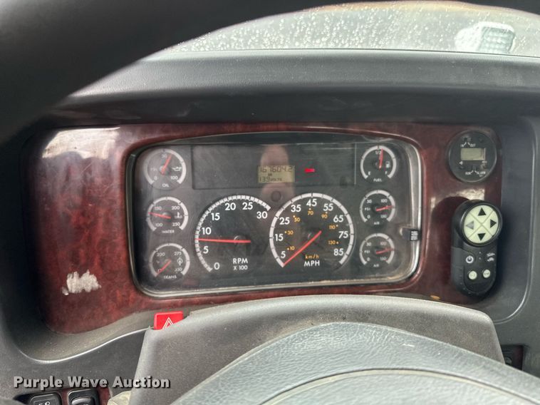 image for item EB2505 2008 Freightliner Business Class M2 digger derrick truck