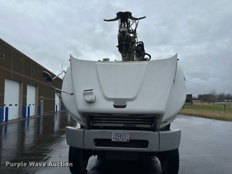 image for item EB2505 2008 Freightliner Business Class M2 digger derrick truck