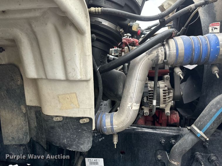 image for item EB2505 2008 Freightliner Business Class M2 digger derrick truck