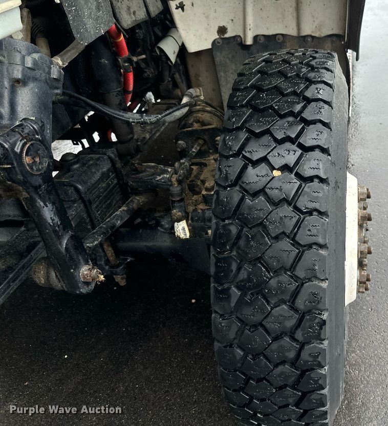 image for item EB2505 2008 Freightliner Business Class M2 digger derrick truck